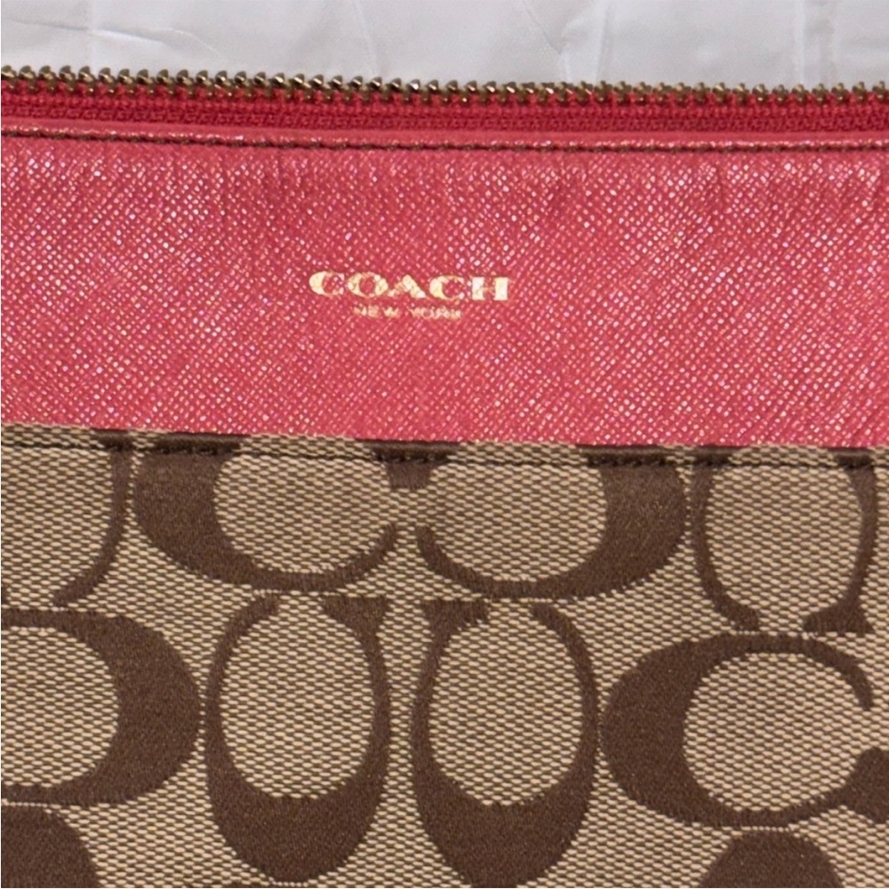 Coach Signature Crossbody Canvas with Pink trim. - Picture 3 of 6